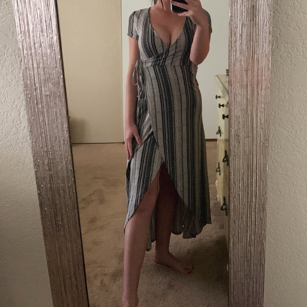 Size small maxi dress.